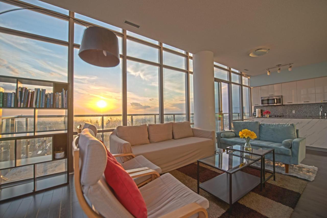 Unbelievable Penthouse View With 3 Bedrooms تورونتو المظهر الخارجي الصورة