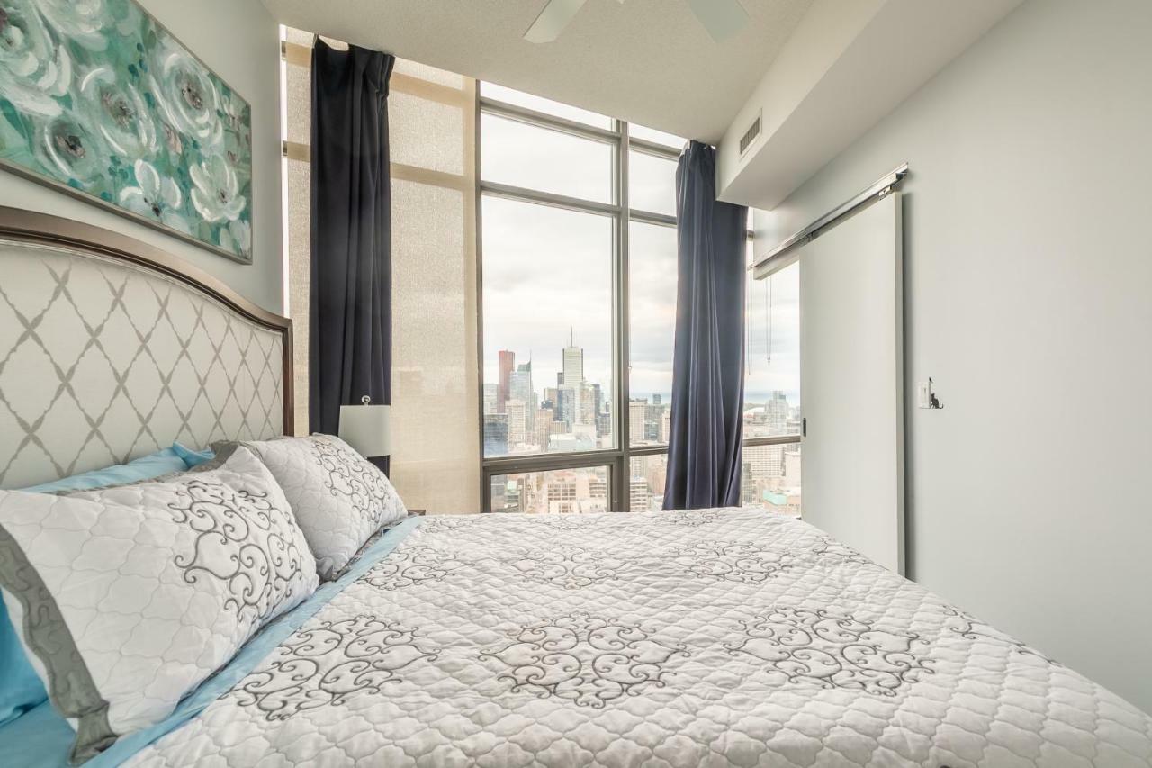 Unbelievable Penthouse View With 3 Bedrooms تورونتو المظهر الخارجي الصورة