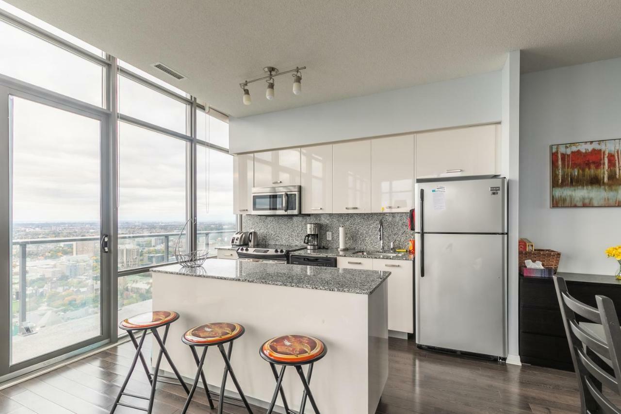 Unbelievable Penthouse View With 3 Bedrooms تورونتو المظهر الخارجي الصورة